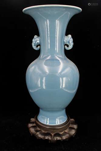 CHINESE QING DYNASTY BLUE GLAZED TWIN EAR VASE