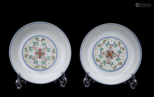 Pair of Chinese Famille-Rose Porcelain Dishes