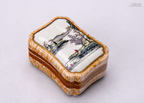 Chinese Famille-Rose Glazed Porcelain Box