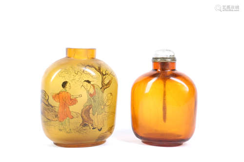 Two Chinese Glass Snuff Bottle