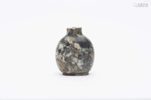 Chinese  Puddingstone snuff bottle