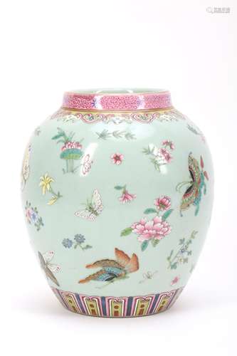 Chinese Famille-Rose Glazed Porcelain Jar