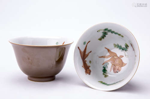 Pair of Chinese Iron-Red Glazed Bowls with Gold Fishes Decoration Inside. 