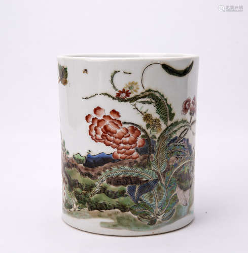 Chinese Wucai Porcelain Brush Pot