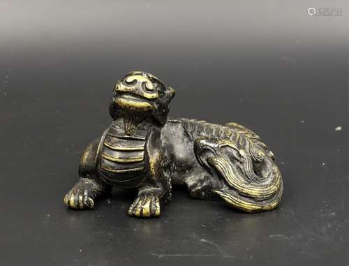 CHINESE QING DYNASTY GILT BRONZE FOOLION