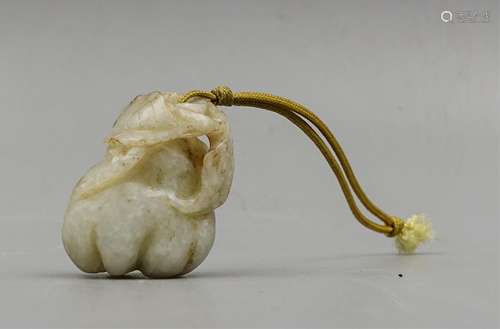 CHINESE MING DYNASTY JADE CARVED FINGER CITRON