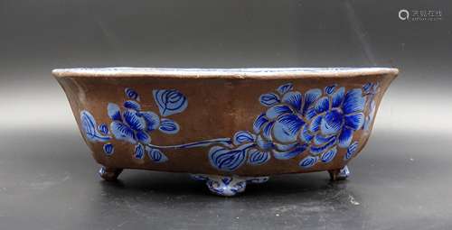 CHINESE QING DYNASTY YIXING ZISHA PLANTER