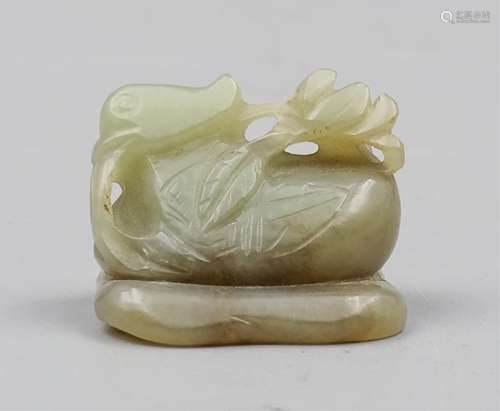 CHINESE QING DYNASTY JADE CARVED MANDARIN DUCKS