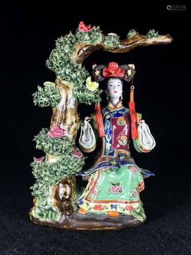 CHINESE SHIWAN GLAZED PORCELAIN FIGURE OF LADY