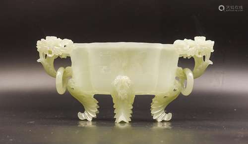 CHINESE QING DYNASTY MUGHAL STYLE JADE CUP