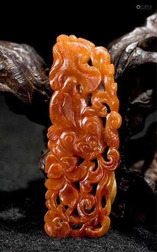 CHINESE QING DYNASTY RED JADEITE PENDANT