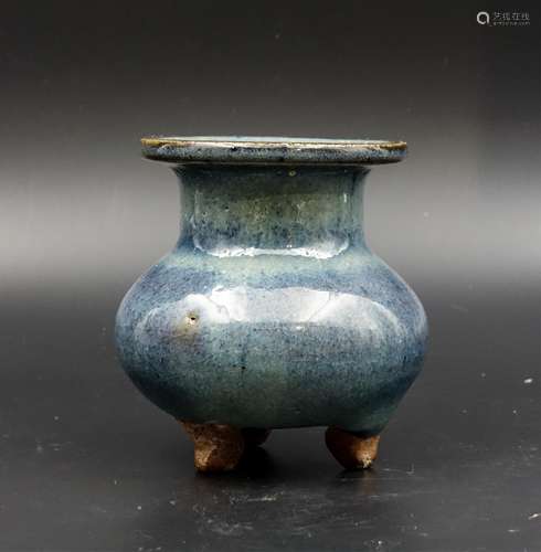 CHINESE JIN DYNASTY JUN WARE TRIPOD CENSER