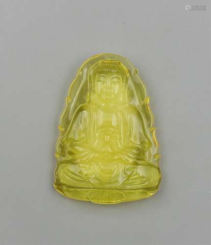 CHINESE AMBER PENDANT OF GUANYIN