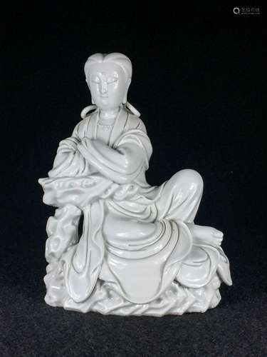 CHINESE BLANC DE CHINE DEHUA GUANYIN WITH MARK