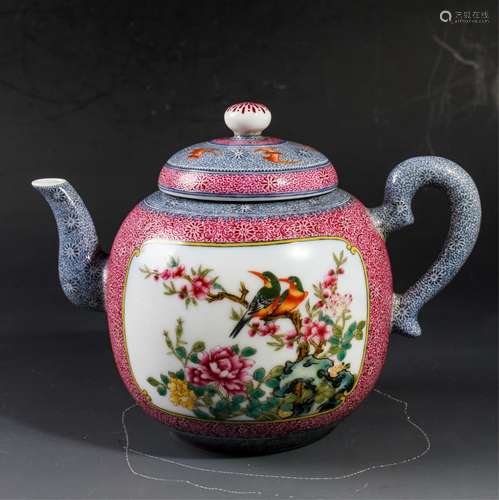 CHINESE FAMILLE ROSE TEA POT WITH MARK