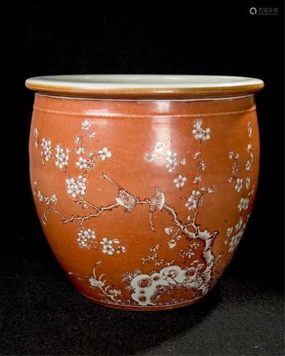 CHINESE QING DYNASTY CORAL GLAZED SCROLL POT