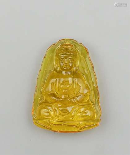 CHINESE AMBER PENDANT OF GUANYIN