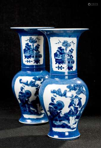 PAIR OF CHINESE QING DYNASTY BLUE AND WHITE YINGYA