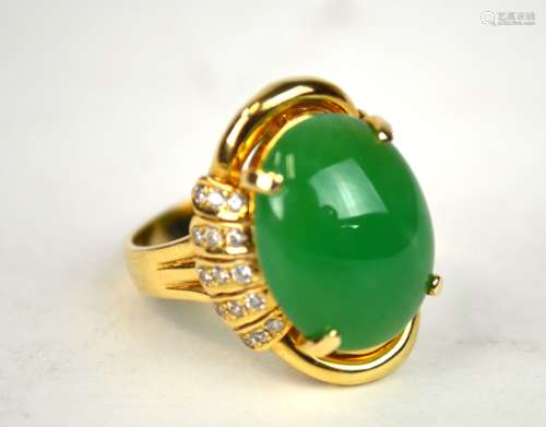 14K Gold Mounted Jadeite Ring w/Diamonds