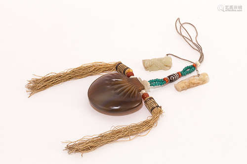 19th Chinese Antique Agate Purse Pendants清 瑪瑙雕吉祥掛墜