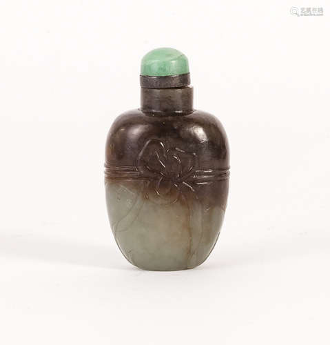 19th Chinese Antique Two-color Jade Snuff Bottle清中晚期 糖色玉巧雕鼻煙壺