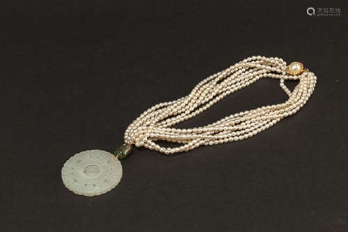 19th Chinese Antique Jade Plaque on pearl Necklace清晚期 珍珠項鏈墜转心佩