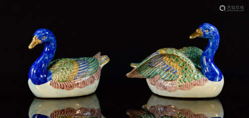 Pair Japanese Kutani Porcelain Model of Mandarin Ducks