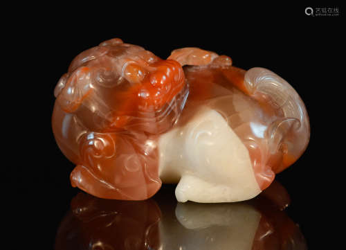 Chinese Agate Carving of a Buddhist Lion
