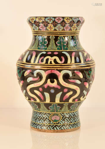 Chinese Famille Rose Porcelain Vase - Archaic Style