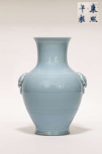 18th Chinese Antique Lavender-Glazed Porcelain Vase清康熙 天藍釉象耳瓶