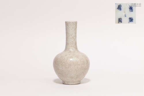 Chinese Antique Geware Glazed Porcelain Vase明末清初 仿哥窯瓶
