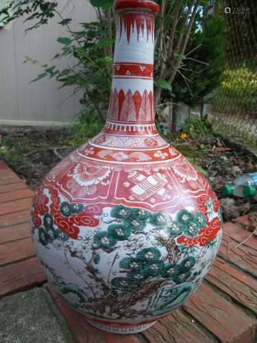 Antique Asian Red and Green Color Vase