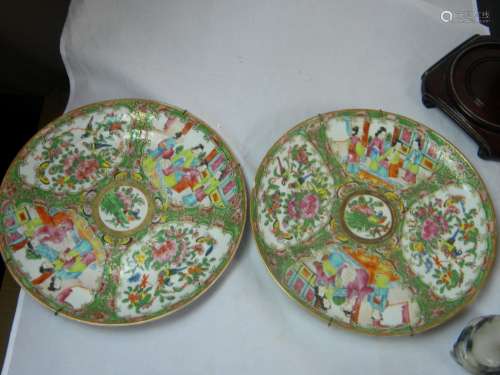 Pair of Antique Chinese Rose Medallion Plates