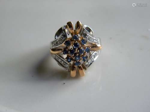 Antique 18K white and yellow Gold diamond sapphire Ring