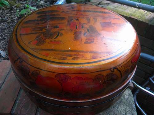 Antique Chinese Laquer Beauty Box