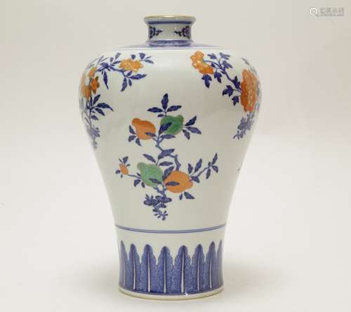 Chinese Blue/White Porcelain Vase