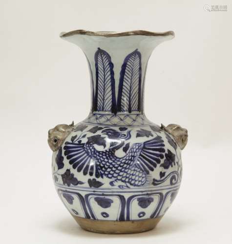 Chinese Blue/White Porcelain Vase