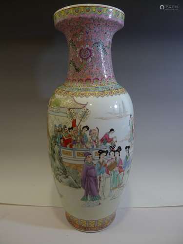 HUGE CHINESE ANTIQUE FAMILLE ROSE PORCELAIN VASE - REPUBLIC PERIOD