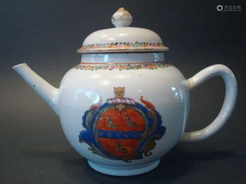 ANTIQUE Chinese Famille Rose Armorial Teapot. 18th C.  6 1/2