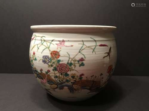 OLD Chinese Famille Rose Jar with Birds and flowers jardiniere