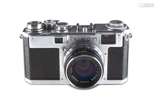 60年代 · Nikon 135相機
