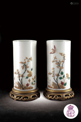 十九世紀 · 英國仿東方陶瓷花鳥紋筆筒一對