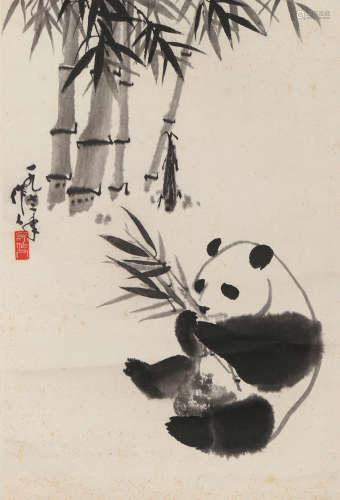 吴作人 熊猫图 挂轴 水墨纸本