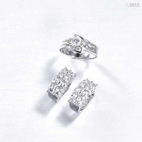18K白金镶钻石耳环及戒指 （一套）