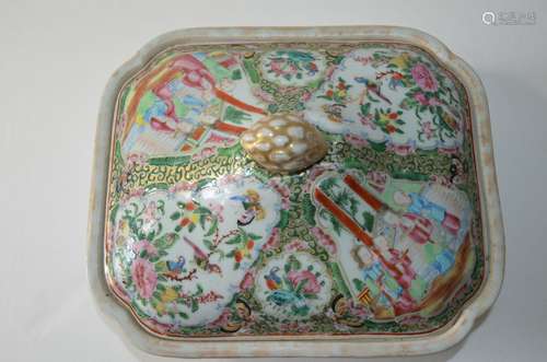 19th C.Chinese Porcelain Famille Rose Square Bowl