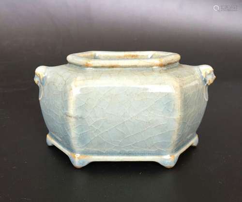 Chinese Guan Ware Hexagonal Water Pot