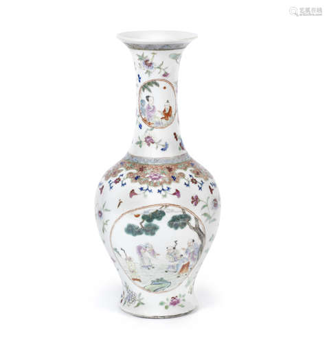 A famille rose 'medallion' baluster vase