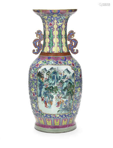 A large and impressive famille rose vase