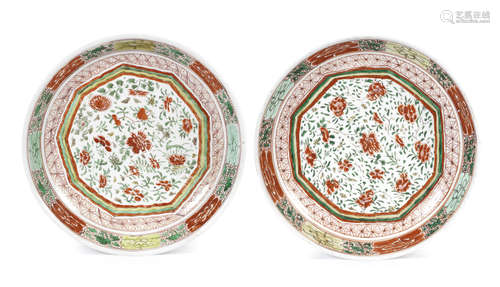 A matched pair of wucai dishes