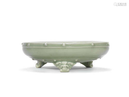 A Longquan celadon-glazed tripod incense burner